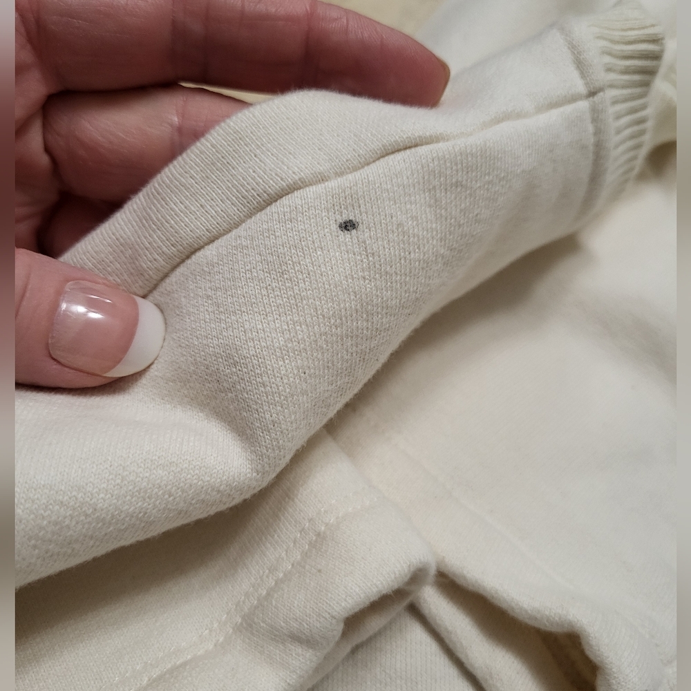Zara Cream Sweatshirt with Graphic Design - Picture 10 of 11